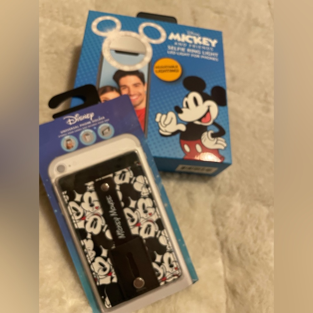 New Mickey Mouse Selfie Light & Credit Card Cell Phone Holder